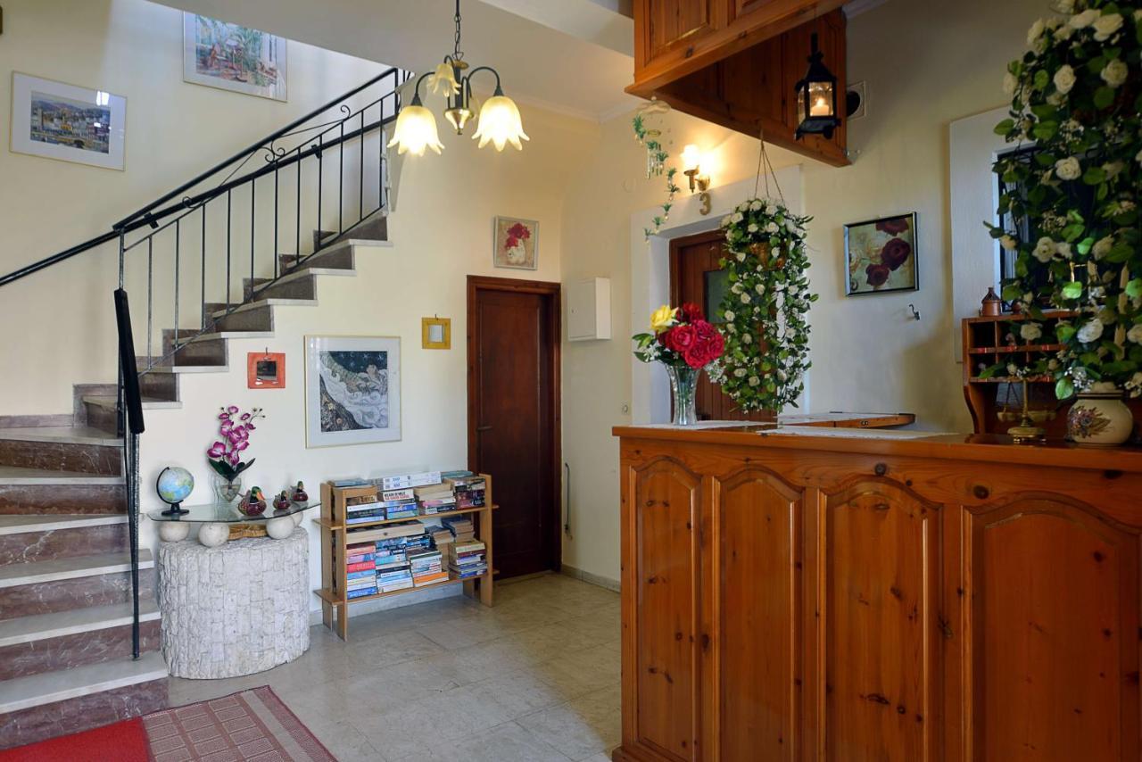 Eleni Apartments Roda  Zewnętrze zdjęcie